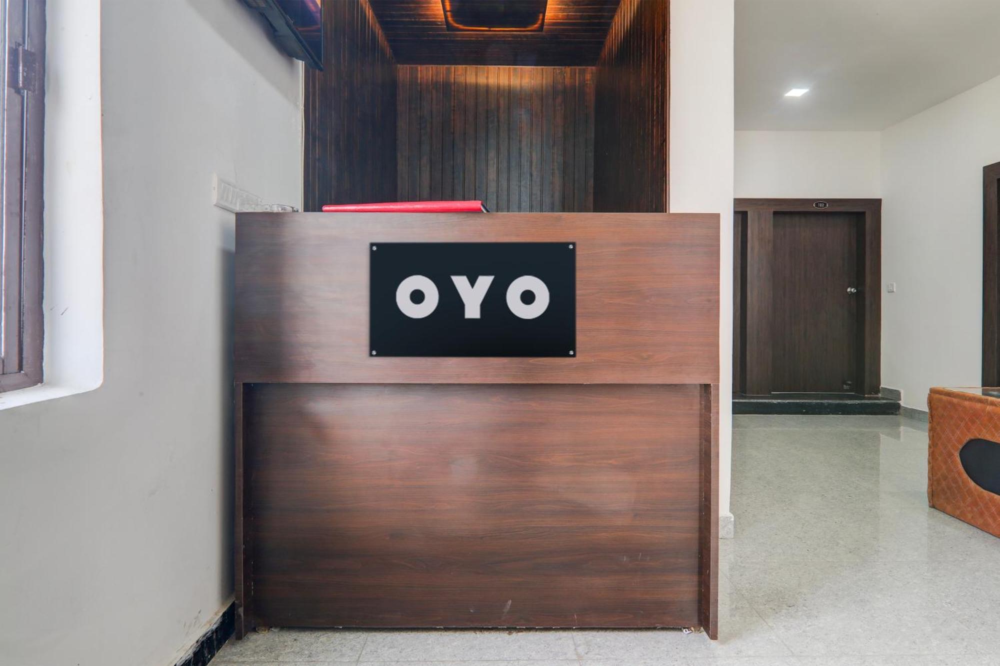 Super Hotel O Flagship Hotel Mk Palace ラクナウ エクステリア 写真